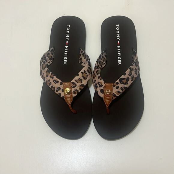 🆕 Tommy Hilfiger Flip Flop Sandals SZ 9 NEW - Picture 1 of 7